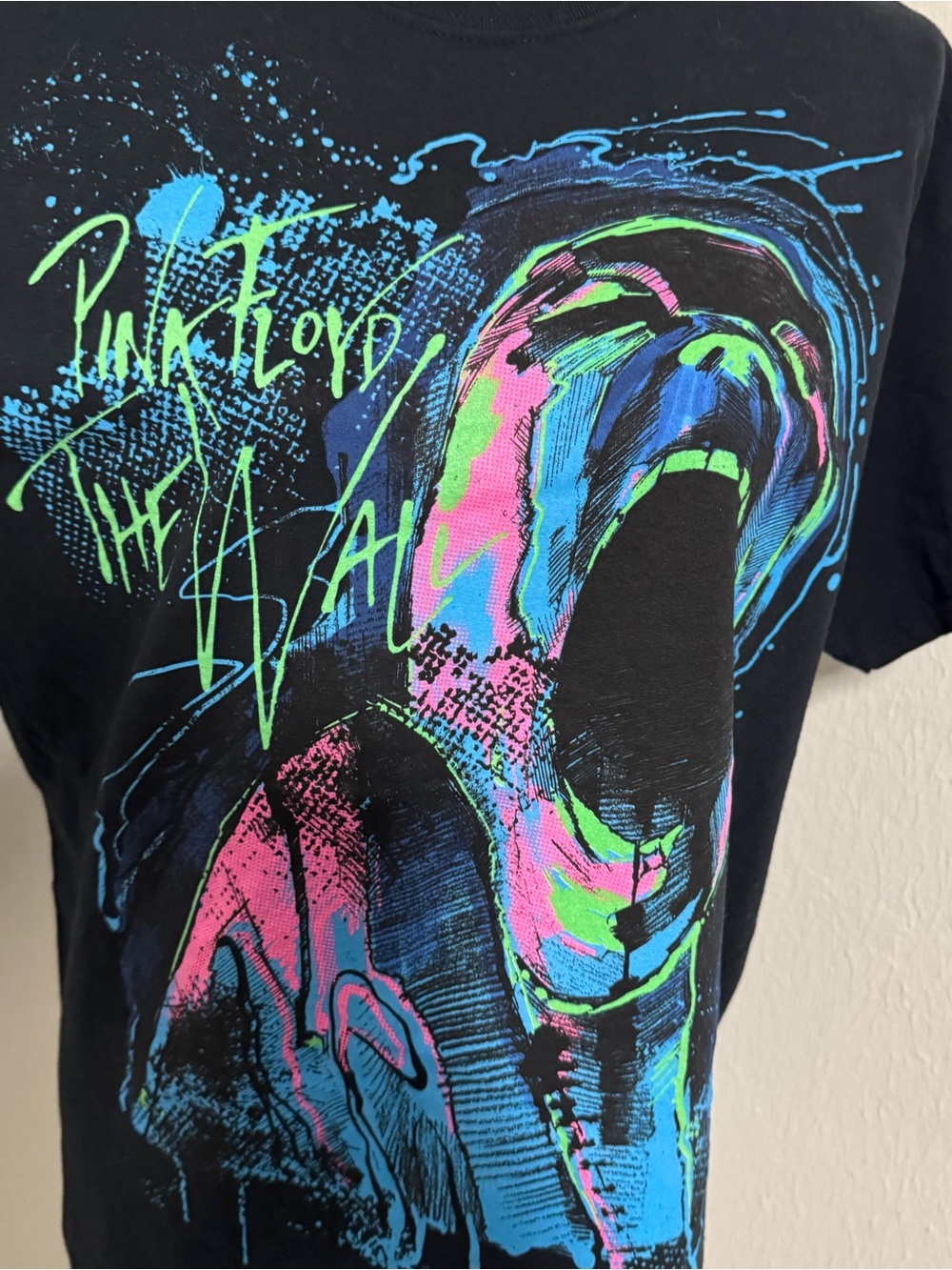 Liquid Blue Unisex Large Pink Floyd The Wall Graphic Band T-Shirt Black Cotton - Picture 3 of 7
